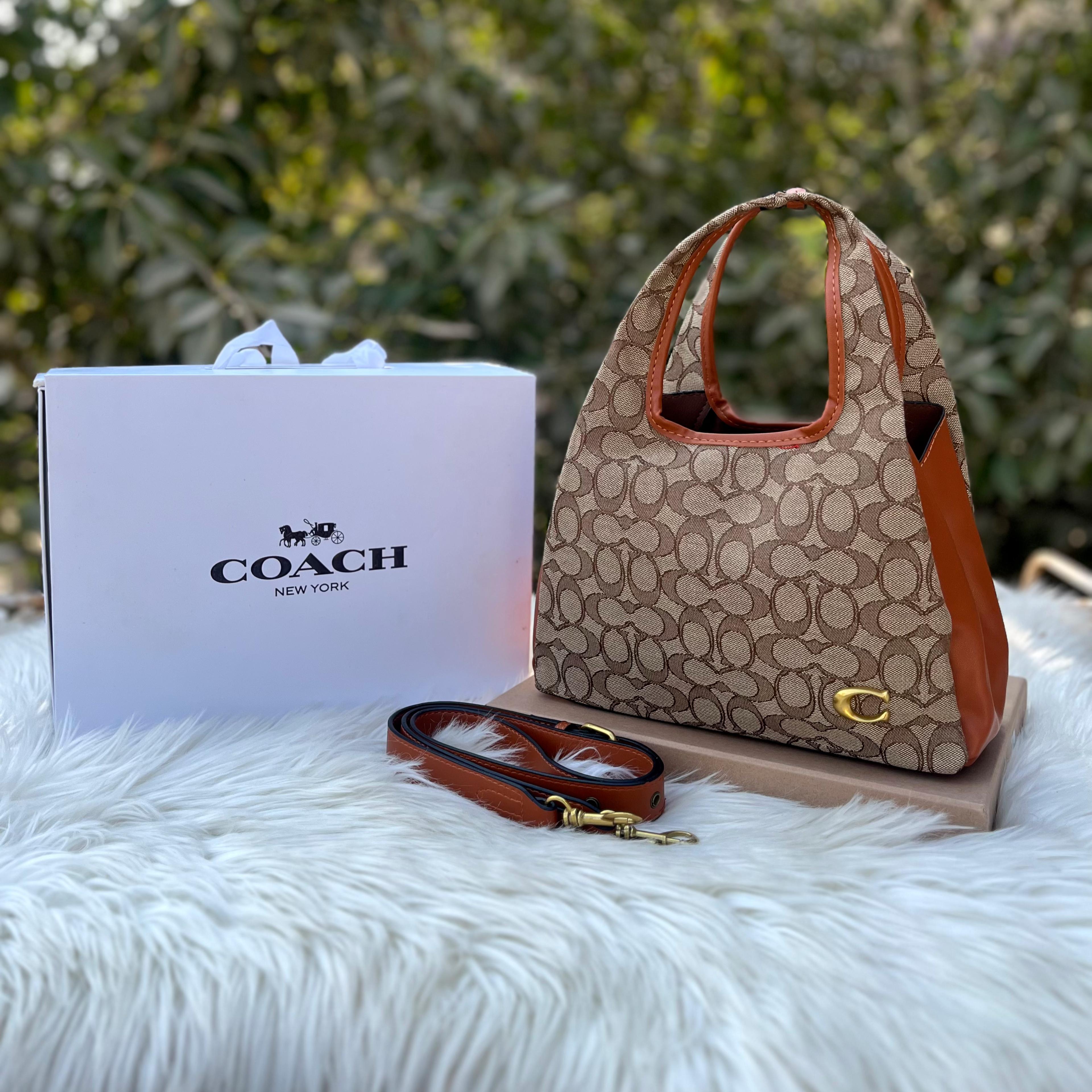 Coach Lana Master quality handbag
