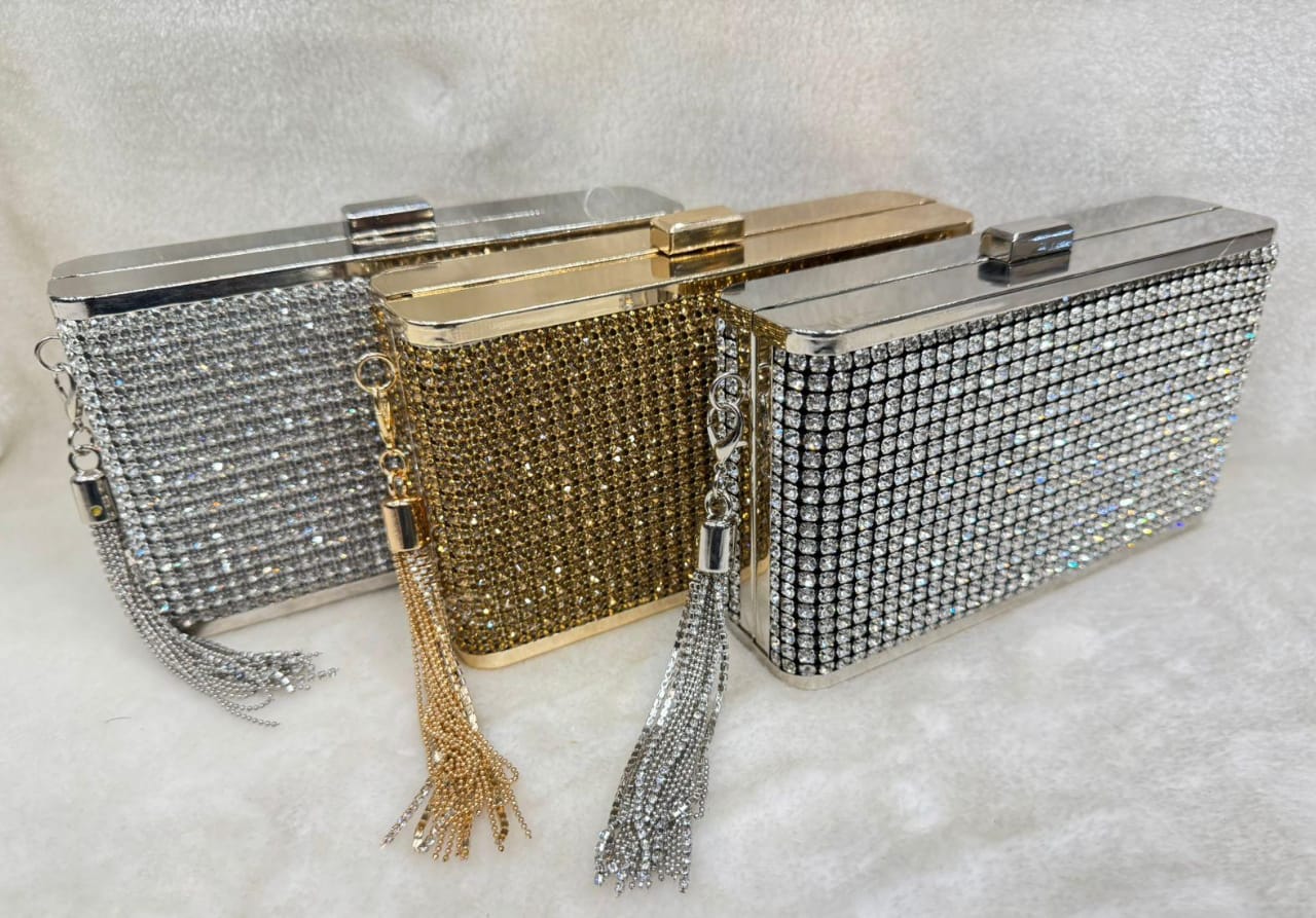 High Quality long chain clutches With box packing