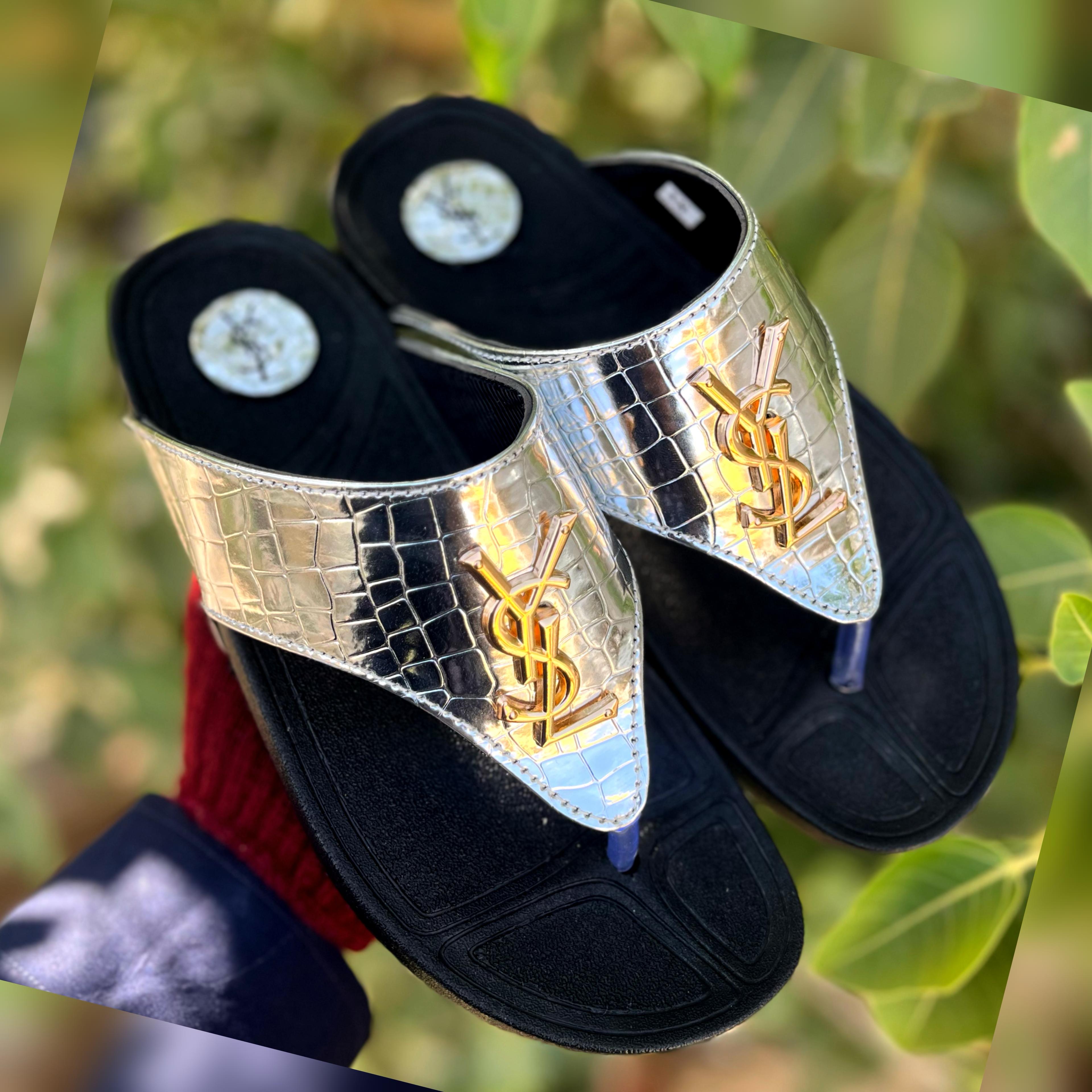 YSL FLIPFLOP SIZE 36 to 41 With brandbox